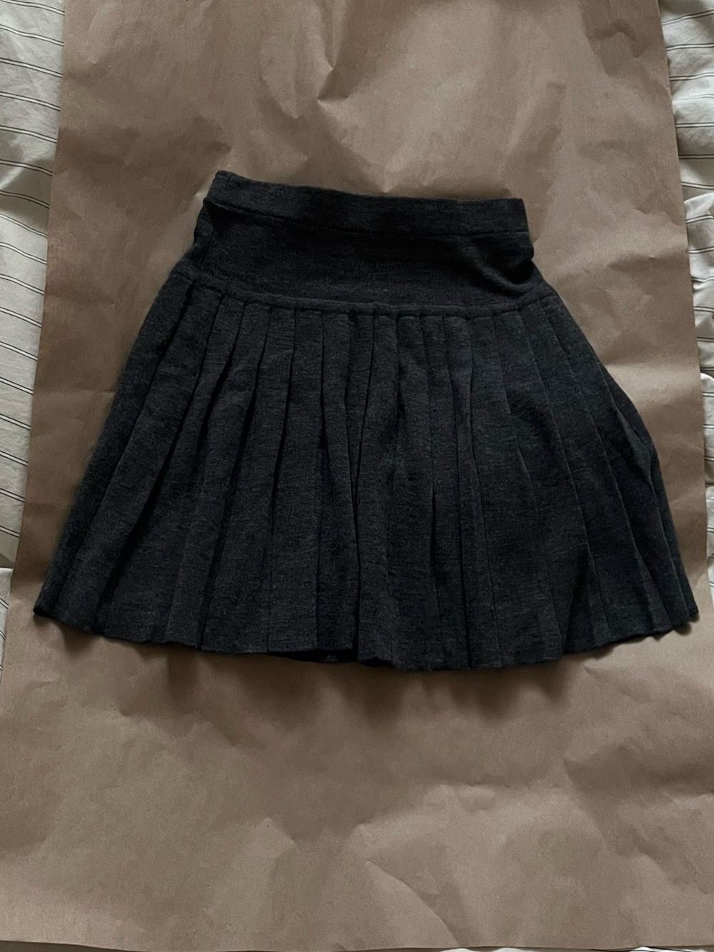Grey Knit Pleated Skirt